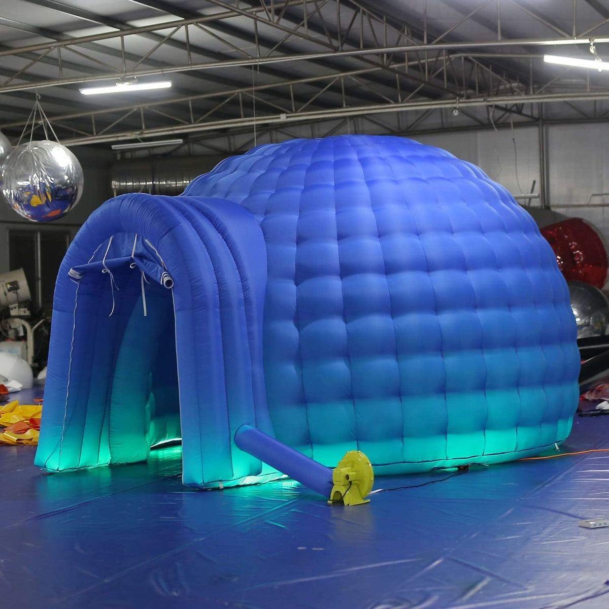 Tenda gonfiabile a cupola SAYOK blu in tessuto Oxford - struttura Igloo portatile con soffiante ad aria - illuminazione LED integrata - per eventi feste e festival all'aperto